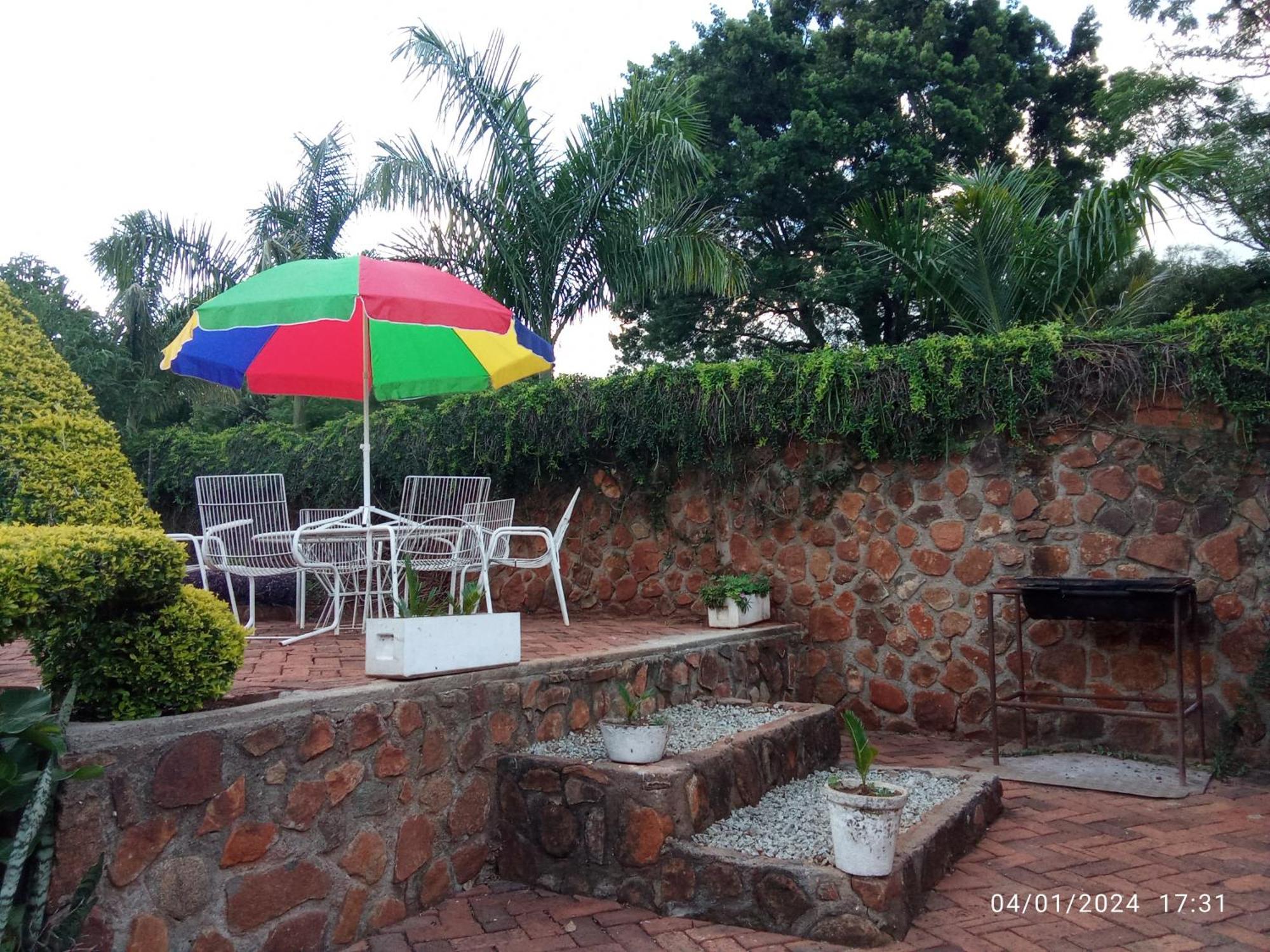 הארארה Paterrace Guest Lodge חדר תמונה